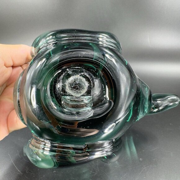 Hand Blown Emerald Green Glass Duck Bird Swan Hand Made Glass Figure Paperweight - Picture 7 of 16